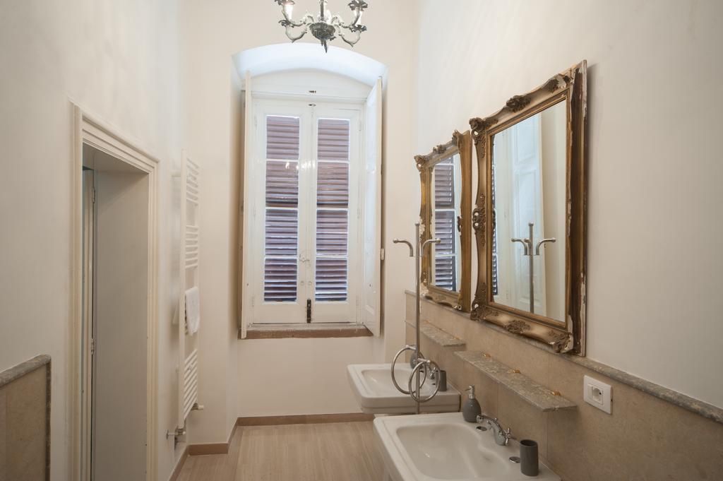 Suite San Giorgio Трані Екстер'єр фото