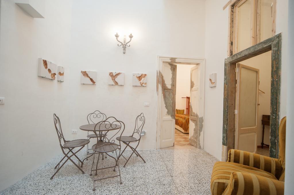 Suite San Giorgio Трані Екстер'єр фото
