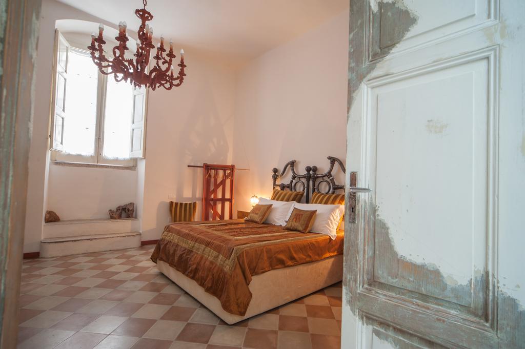 Suite San Giorgio Трані Екстер'єр фото