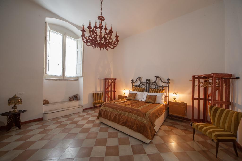 Suite San Giorgio Трані Екстер'єр фото