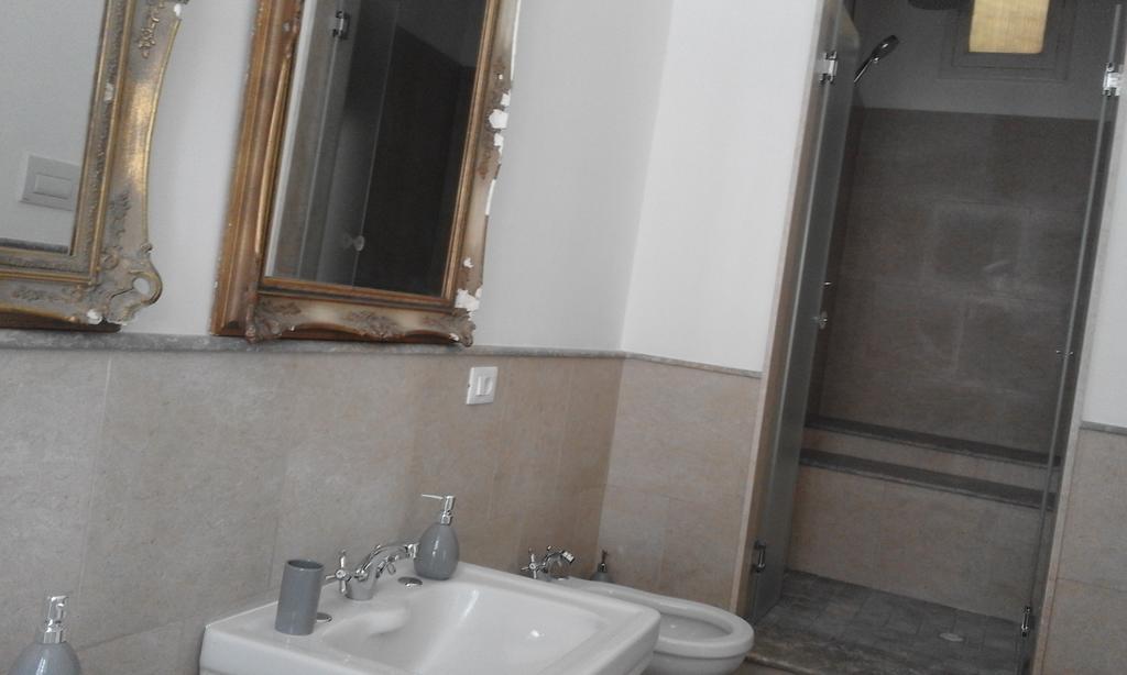 Suite San Giorgio Трані Екстер'єр фото